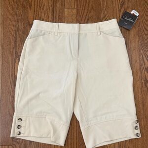 Jessica Petite 10P Cream Dress Shorts New With Tags Structured Fit